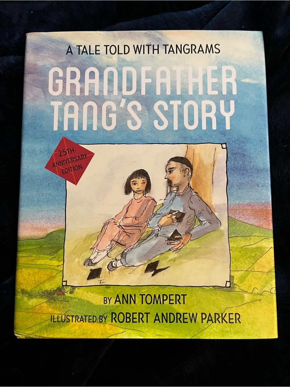 Grandfather Tang's Story by Ann Tompert - Blue/Green Cover Coffee Table Book